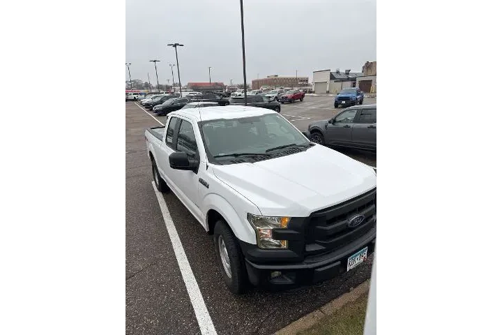 $22897 : Ford F-150 2015 4x4 XL 4dr S image 2