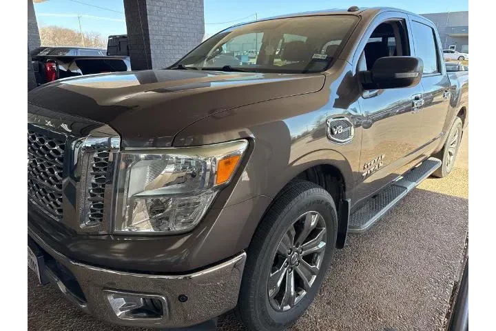 $15485 : Nissan Titan 2017 4x2 S 4dr image 1