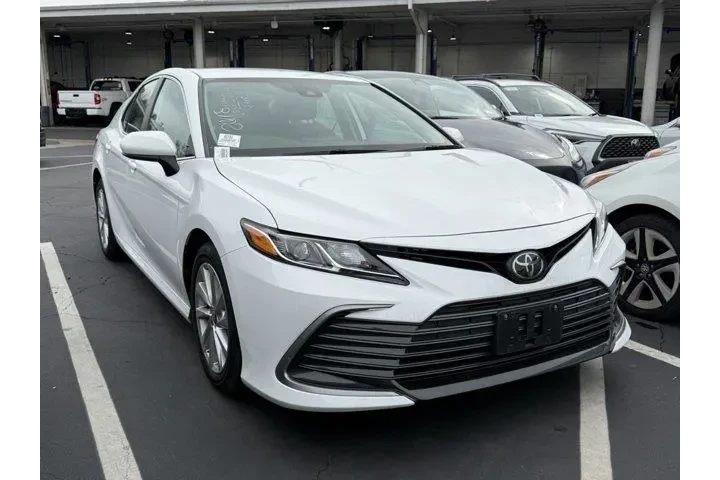 $24328 : Toyota Camry 2023 LE 4dr Sed image 1