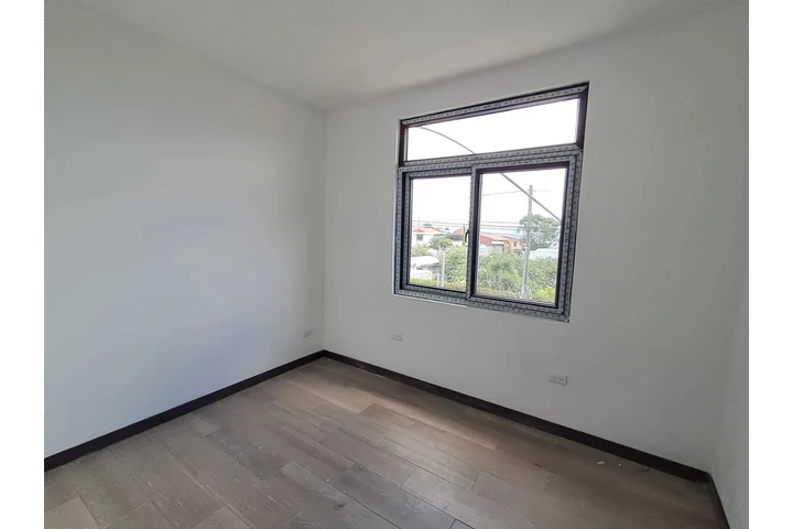 $1 : Rento apartamento z8 mixco image 4