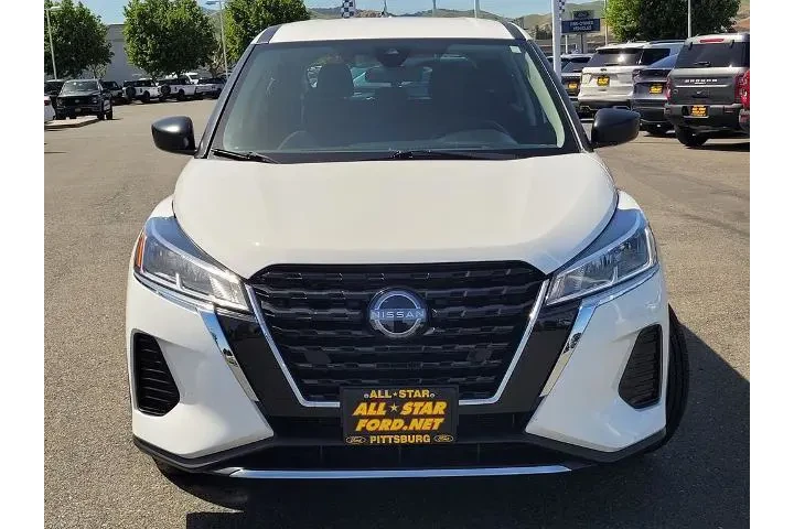 $23900 : Nissan Kicks 2024 S 4dr Cros image 2