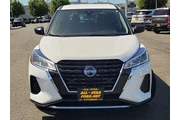 $23900 : Nissan Kicks 2024 S 4dr Cros thumbnail