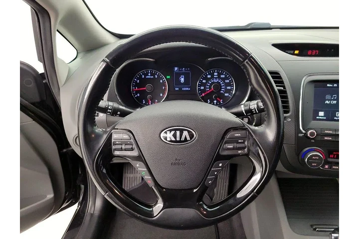 $12998 : Kia Forte 2017 EX 4dr Sedan image 10