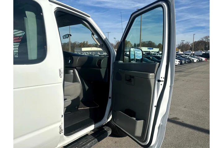 $5980 : 2007 Econoline Cargo Van E-25 image 8