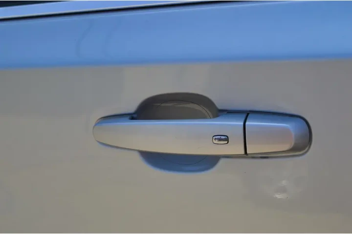 $16995 : 2019 Traverse AWD 4dr LS w/1LS image 9