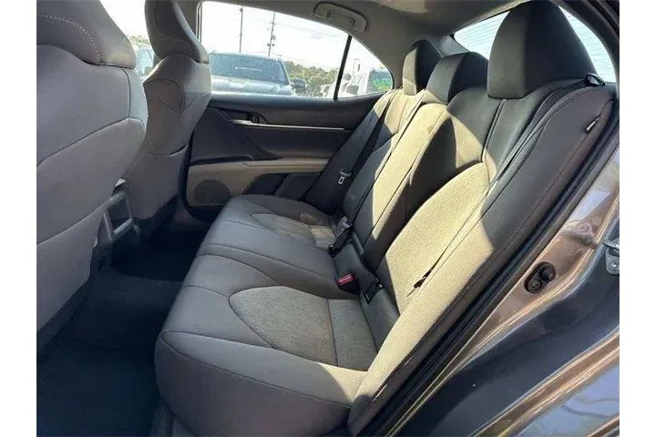 $23913 : Toyota Camry 2024 LE 4dr Sed image 7