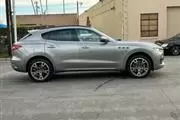 $26490 : 2018 MASERATI LEVANTE2018 MAS thumbnail