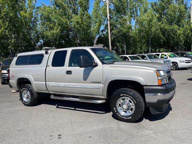 $18498 : 2007 Silverado 2500HD Classic image 2