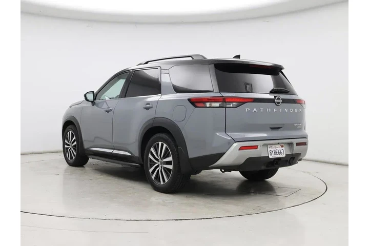 $31998 : Nissan Pathfinder 2022 AWD P image 2