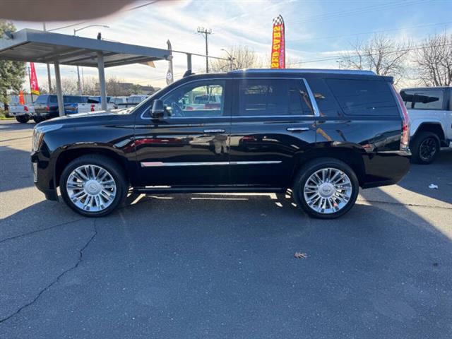 $31998 : 2017 Escalade Platinum image 10