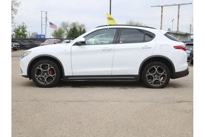 $20577 : Alfa Romeo Stelvio 2022 AWD image 6