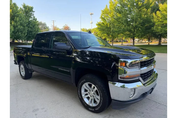 $19997 : 2018 Silverado 1500 LT image 1