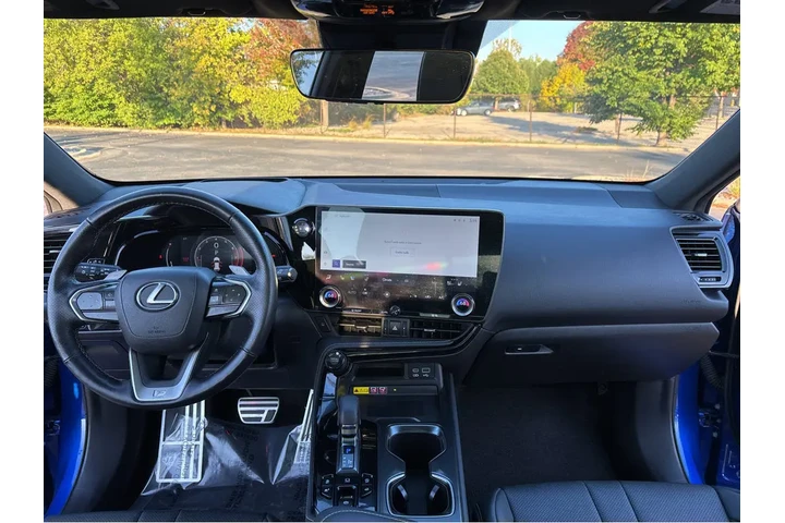 $38000 : 2022 NX F SPORT Handling image 4