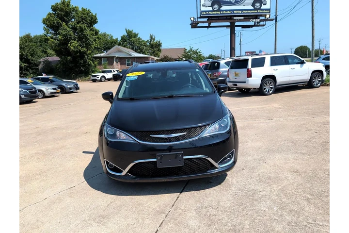 $16795 : 2020 Pacifica image 2