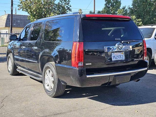 $8900 : 2010 CADILLAC ESCALADE ESV201 image 4