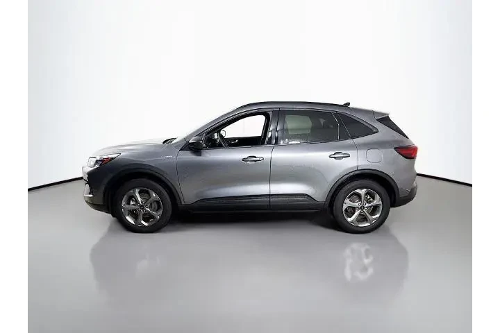 $27000 : Ford Escape 2025 AWD ST-Line image 4