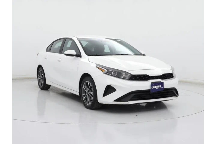 $17998 : Kia Forte 2024 LXS 4dr Sedan image 1