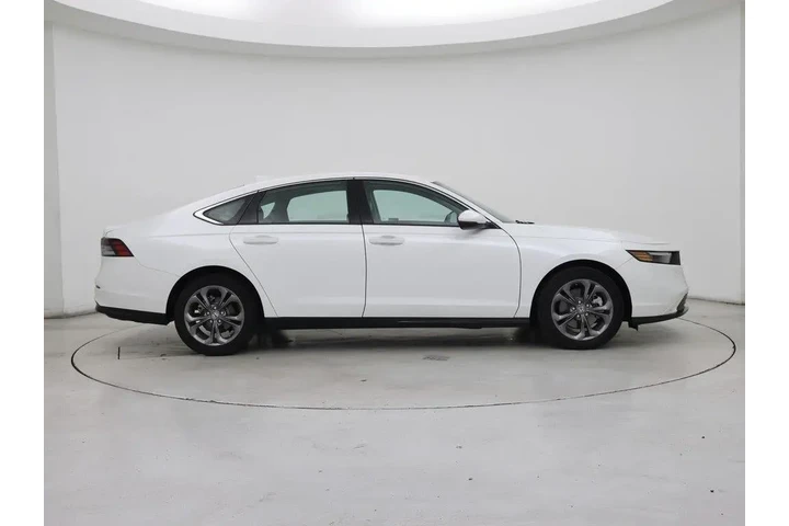 $29998 : Honda Accord Hybrid 2023 EX- image 7