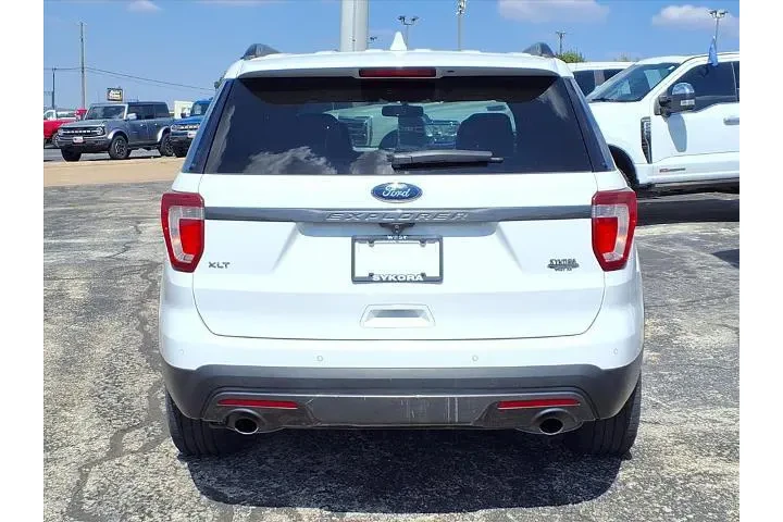 $20242 : Ford Explorer 2017 XLT 4dr S image 5