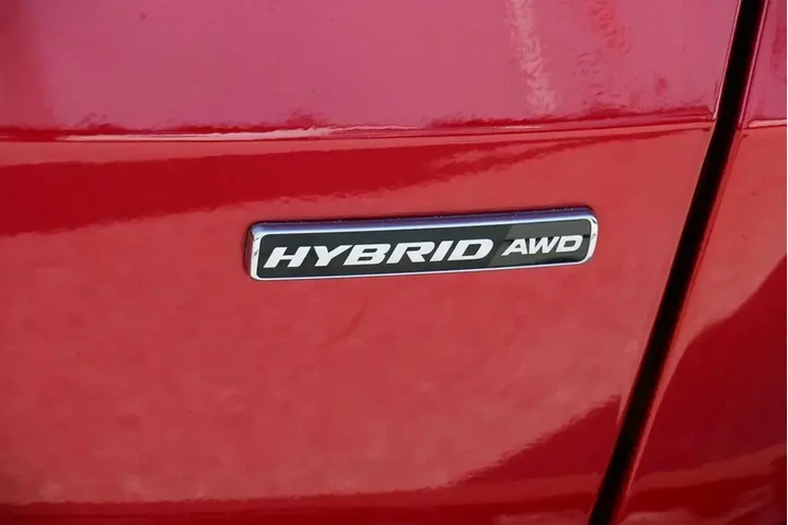 $24995 : Ford Escape Hybrid 2024 AWD image 9