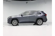 $26998 : Toyota RAV4 2020 AWD XLE Pre thumbnail