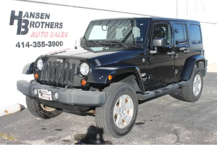 $13490 : 2012 Wrangler Unlimited Sahara image 1