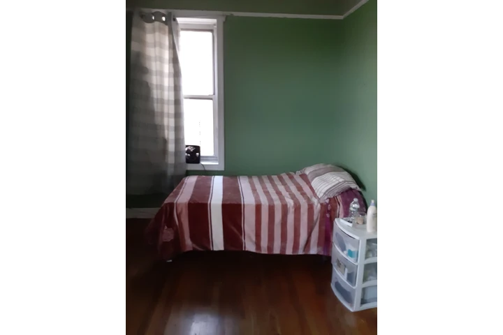 $800 : Rento un cuarto en elmhurst ny image 3