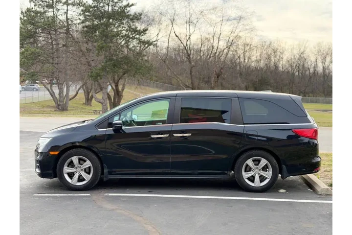 $14750 : 2019 Odyssey EX image 5