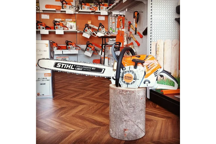 Top Chainsaws & Lawn Gear image 1