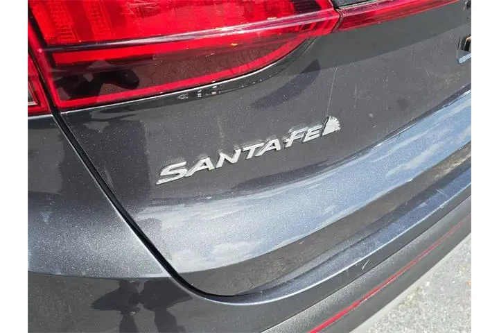 $15590 : Hyundai SANTA FE 2021 SE 4dr image 5