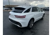 $37495 : Genesis GV70 2023 AWD 2.5T S thumbnail