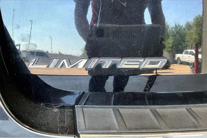 $22991 : Ford Explorer 2020 Limited 4 image 9