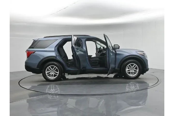 $36100 : Ford Explorer 2025 Active 4d image 5