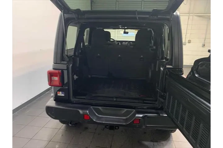 $24989 : Jeep Wrangler Unlimited 2020 image 10