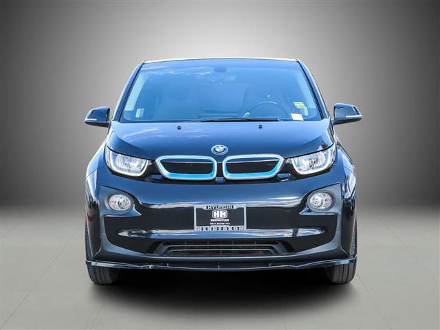 $12500 : Pre-Owned 2016 i3 image 2