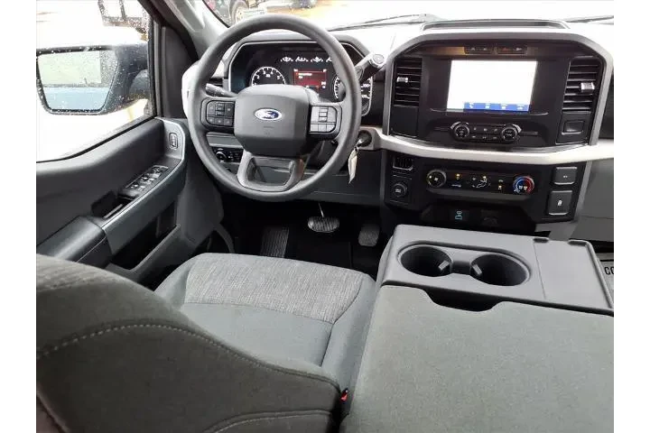 $32988 : Ford F-150 2023 4x2 XLT 4dr image 4