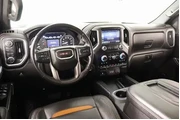 $33159 : GMC Sierra 1500 2020 4x4 AT4 thumbnail