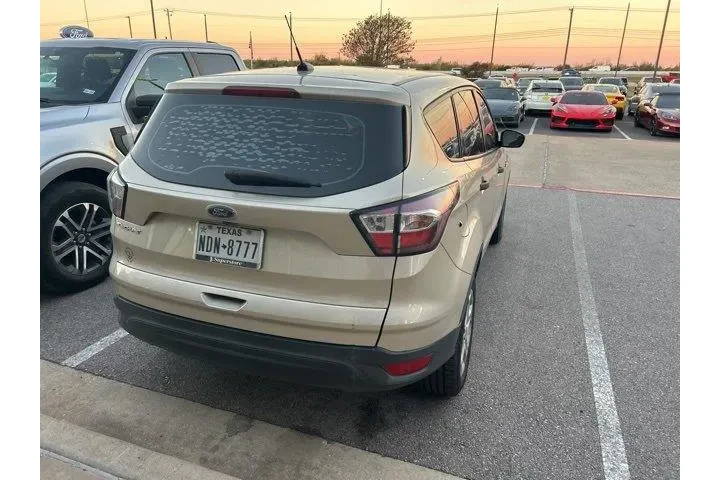 $8995 : Ford Escape 2018 S 4dr SUV image 7