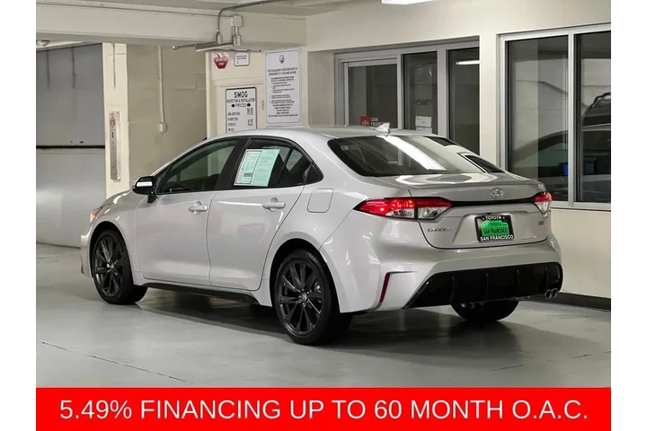 $23988 : Gold Certified2025 Corolla SE image 3