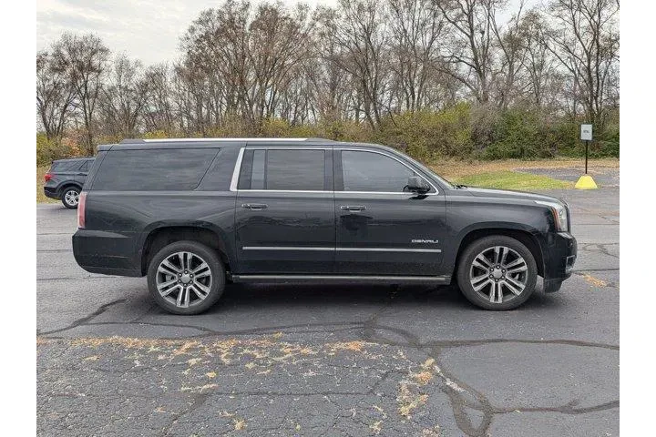 $22999 : GMC Yukon XL 2018 4x4 Denali image 5
