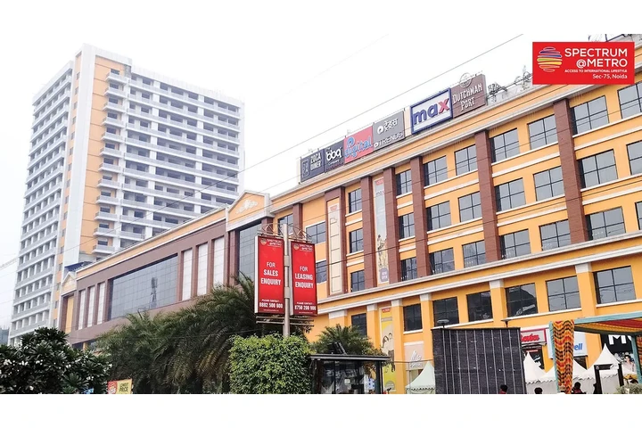 Prime Shopping Experience at S image 1