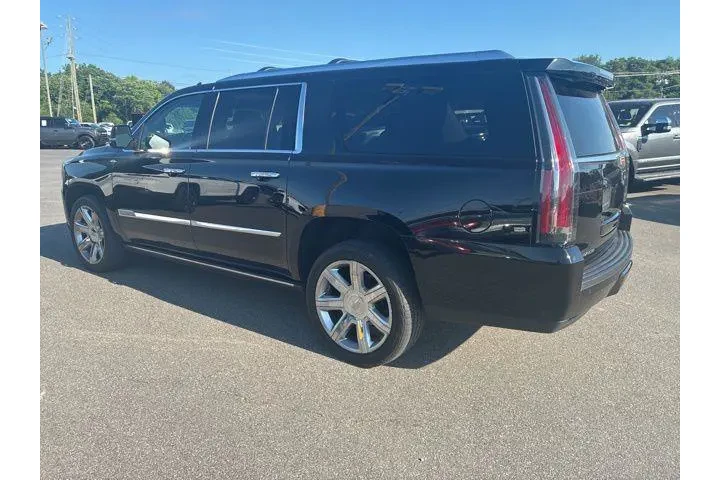 $29992 : Cadillac Escalade ESV 2017 4 image 3