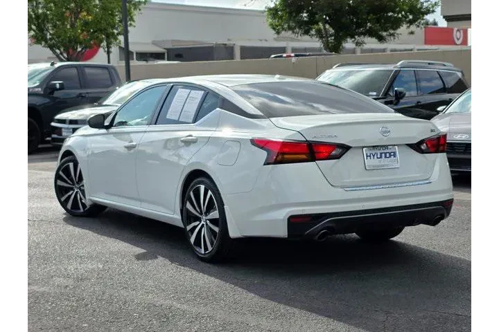 $19949 : Nissan Altima 2022 2.5 SR 4d image 7