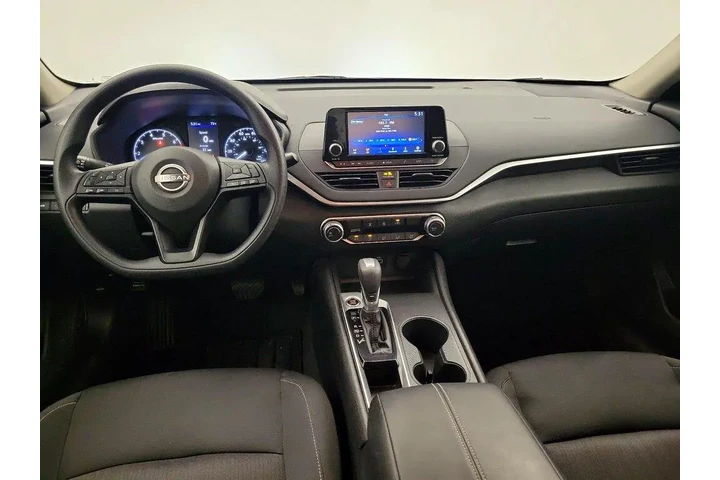 $21998 : Nissan Altima 2023 2.5 S 4dr image 9