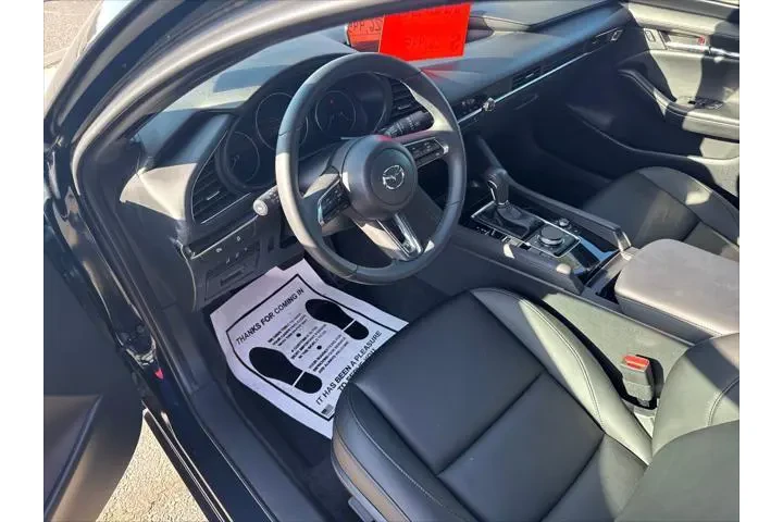 $23999 : Mazda Mazda3 Hatchback 2024 image 8