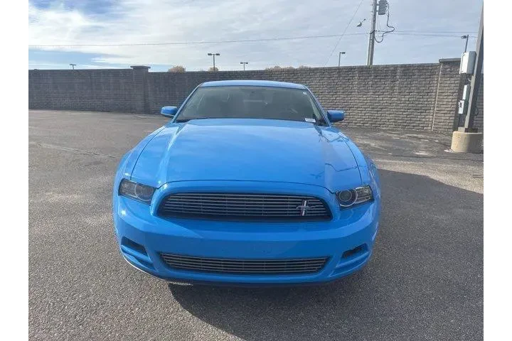 $18982 : Ford Mustang 2014 V6 Premium image 2