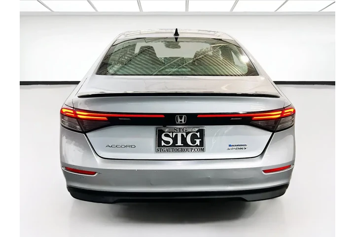 $22900 : Honda Accord Hybrid 2023 Spo image 8