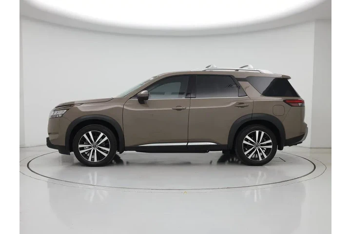 $37998 : Nissan Pathfinder 2024 Plati image 3