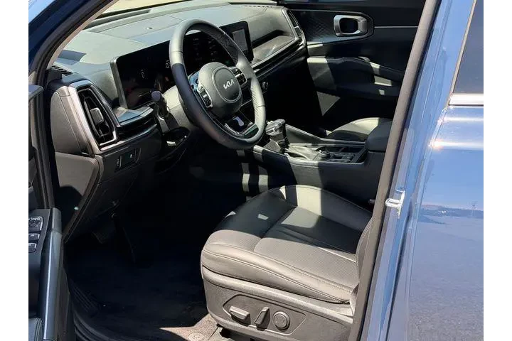 $32988 : Kia Sorento 2025 S 4dr SUV image 10