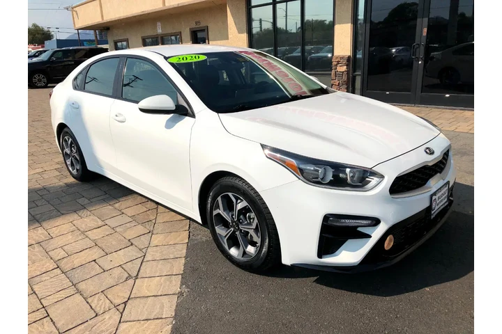 $13990 : 2020 Forte LXS image 8